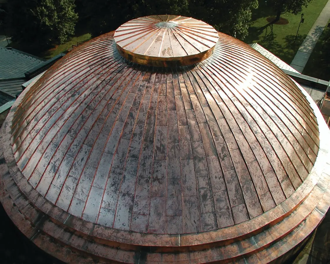 Craftsman Roofing crew installing a new roof in Tinkertown